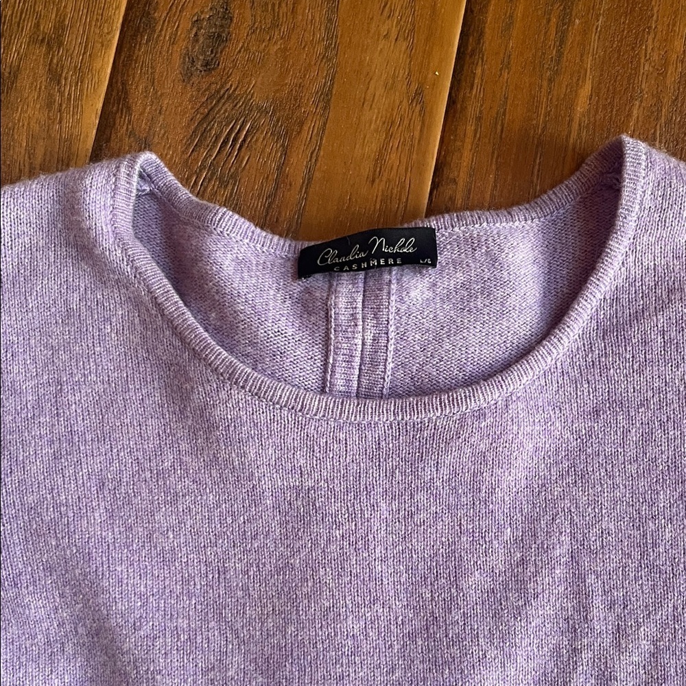 100% Cashmere Claudia Nichole Lavender Crew Neck Sweater -Size Large - Picture 4 of 9